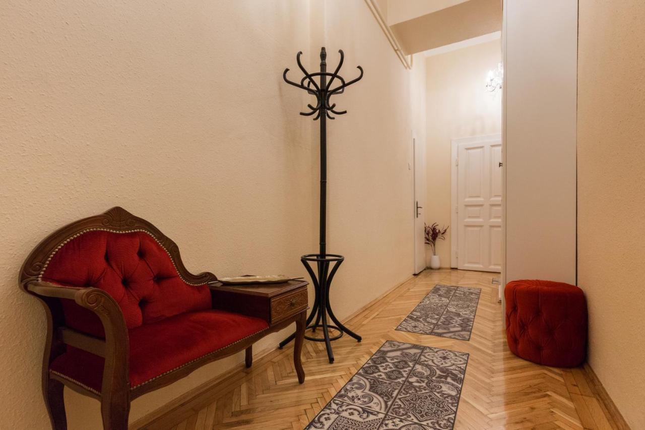 Eclectic Luxury & Spacious 2Br Ac Apt In Center Budapeşte Dış mekan fotoğraf